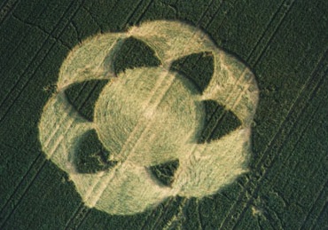 Crop circle at Avebury, 1998