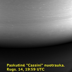 >Paskutin Cassini nuotrauka