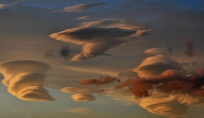 Lenticular cloads like UFO